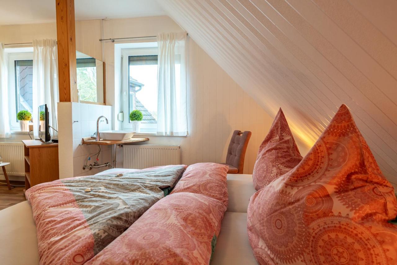 Heidetraum Pension & Ferienwohnung Arndt Bispingen Exterior foto